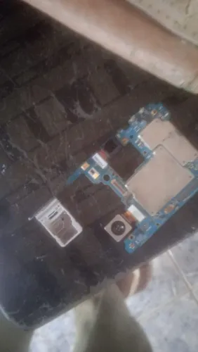 Placa mãe celular Samsung S20 FE funcionando e 01 gaveta de chip