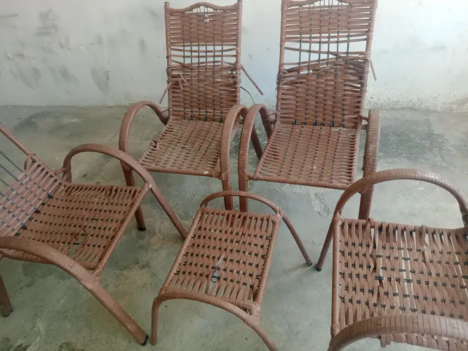 Cadeiras pra reformar
