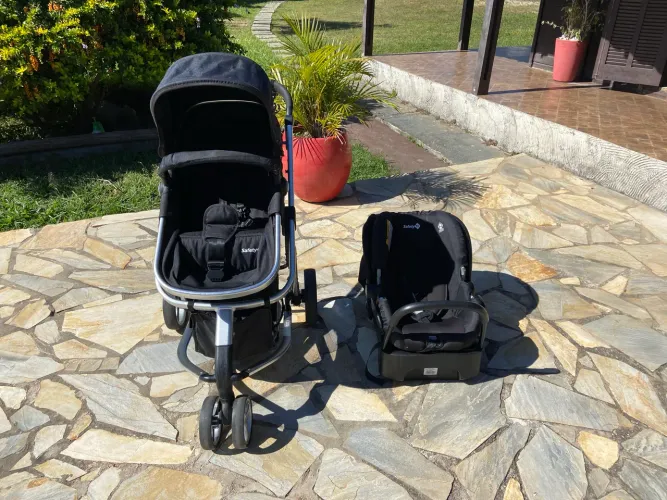 Carrinho de bebê safety first