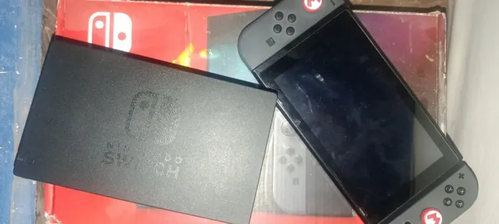 Nintendo Switch V2 Desbloqueado - 256GB