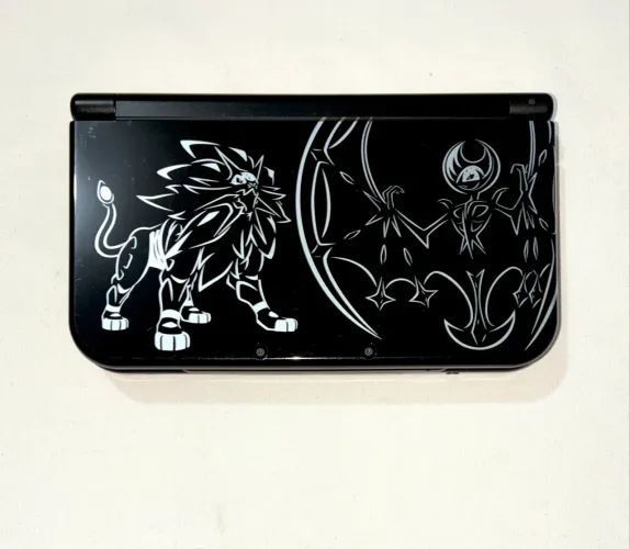 New Nintendo 3Ds XL Pokémon Solgaleo Lunala