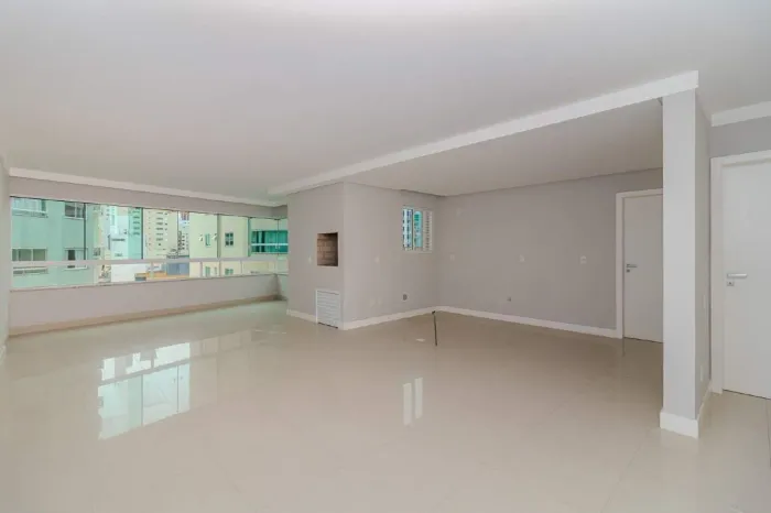 Apartamento à venda em Balneário Camboriú no Lorena Cristina