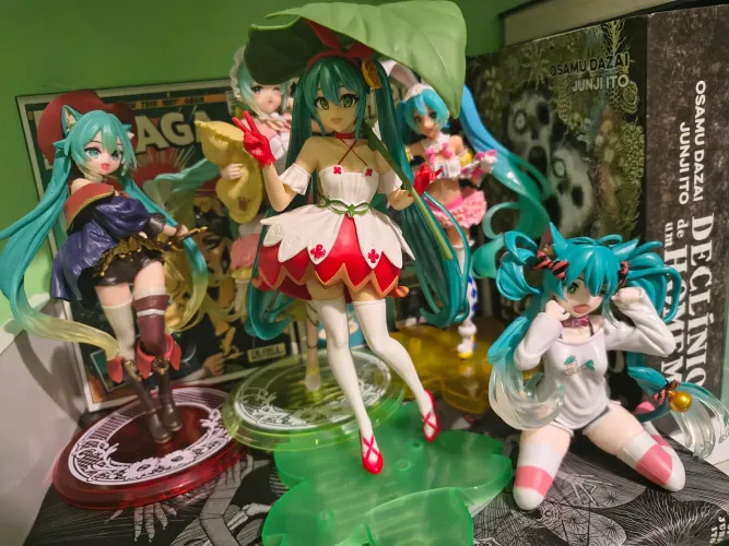 Figures BOOTLEG Hatsune Miku *Valores na descrição*