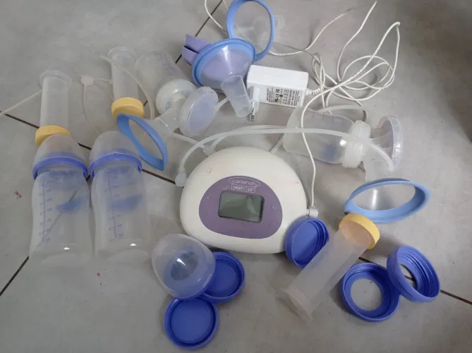 Bomba dupla de tirar leite importada lansinoh smart pump bombeamento ideal bebe