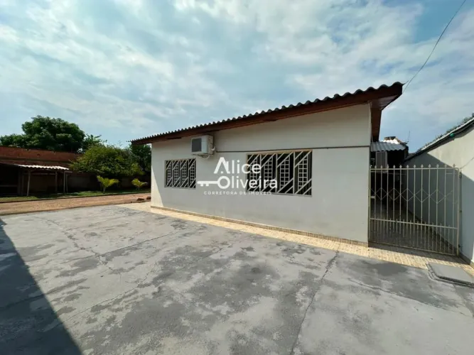 Casa no Igarapé à Venda | 3 quartos, 2 banheiros, 3 vagas e 263m² por R$ 790.000