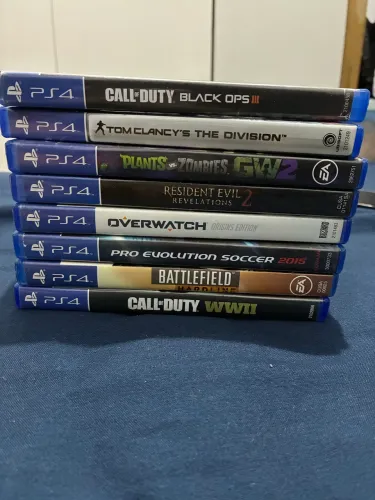 Lote com 8 Jogos Originais de PS4 - Aceito Propostas