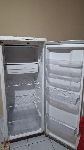 GELADEIRA ELETROLUX