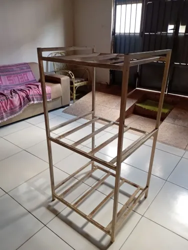 Suporte para colocar garrafão de água