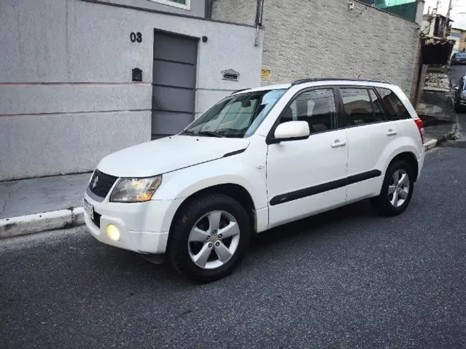 Suzuki Grand Vitara 2.0 16V 4x2/4x4 5P Aut. 2012