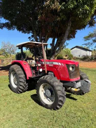 Trator Massey Ferguson