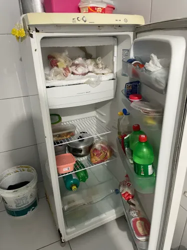 Geladeira eletrolux