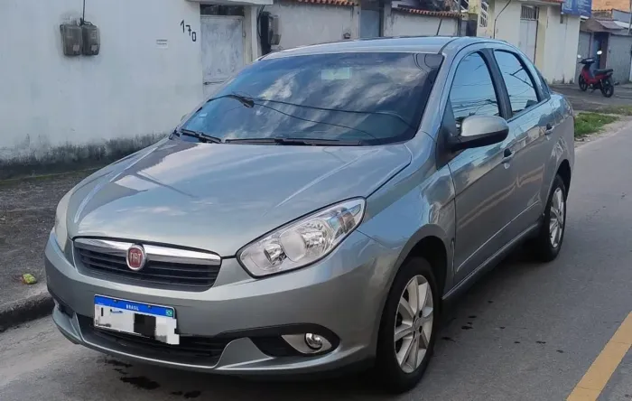 Fiat Grand Siena Attrac. 1.4 EVO F.flex 8V 2013