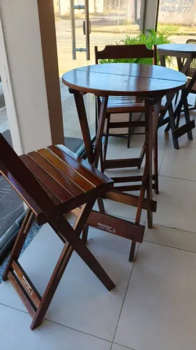 Mesa bistrô com 2 cadeiras