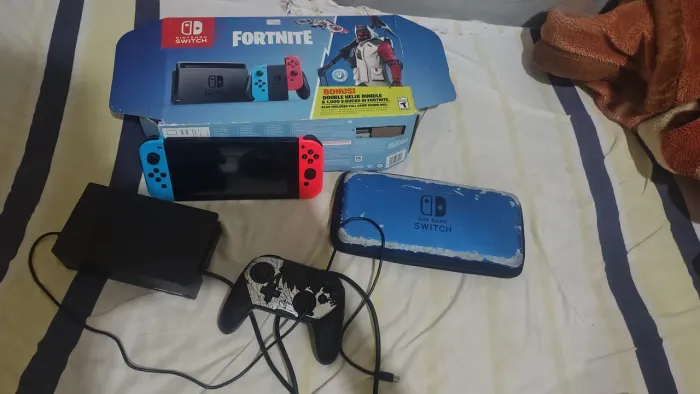 Nintendo switch v1 256 GB desbloqueado
