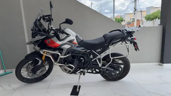 Triumph Tiger 900 Rally Pro 25-25 Impecavel - 2.500 km - Garantia - Protetor Original