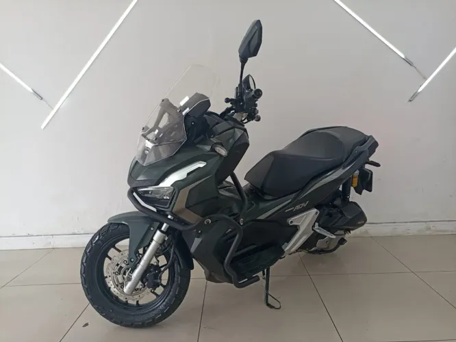 Honda ADV Gasolina Automático