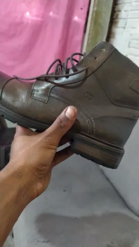Bota democrata seminova número 39