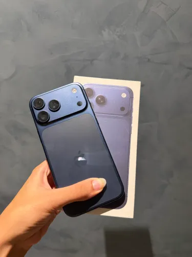 iPhone 17 Pro Max azul