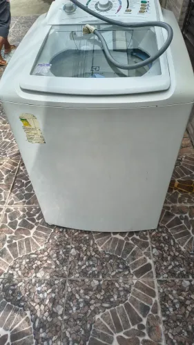 Máquina de lavar Electrolux 12litros 110volts funcionando perfeitamente