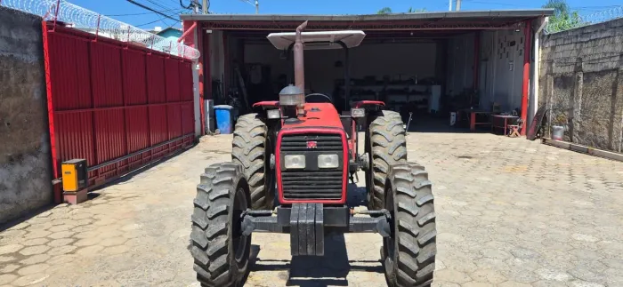 Trator Massey Ferguson 283 4x4