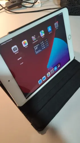 Ipad mini 4 16GB + capa + carregador + cabo