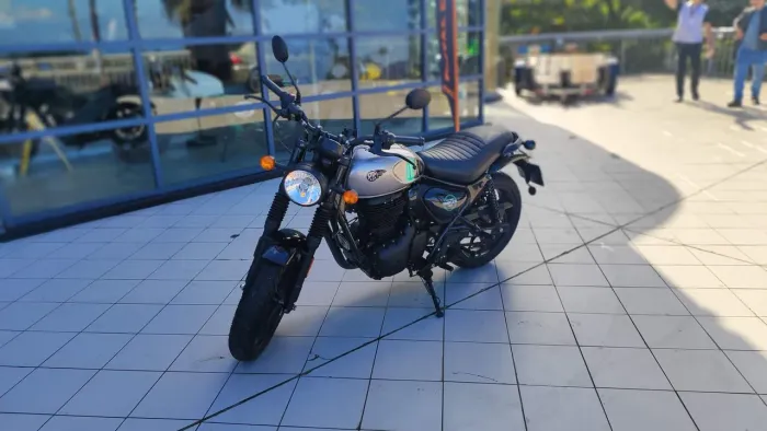 Royal Enfield Hunter 350 Dapper Silver - 23/24#