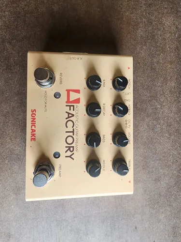 Pedal Sonicake Factory Preamp Acústico XLR DI Box Violão