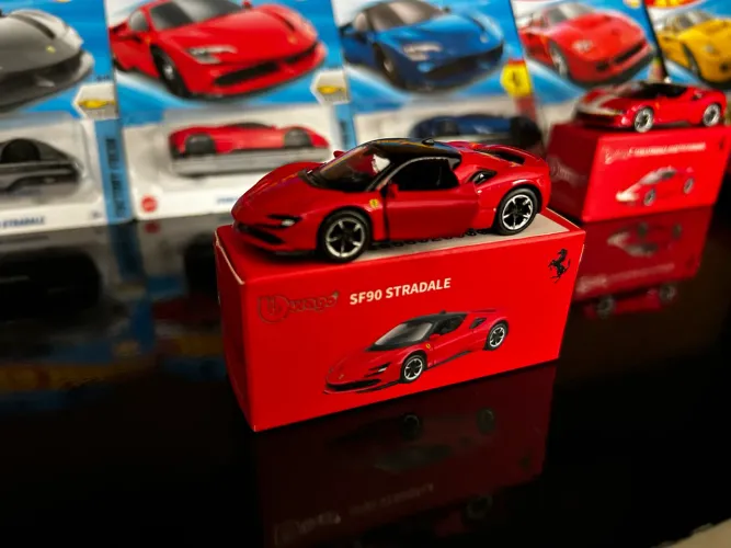 Ferrari s90 Stradale 1/64 Burago