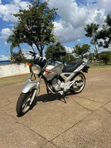 Cbx 250 twister