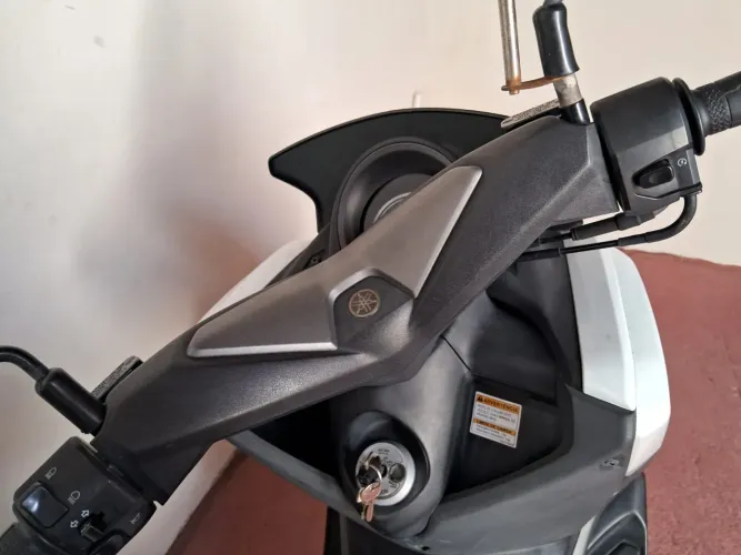 Vendo moto scooter yamaha