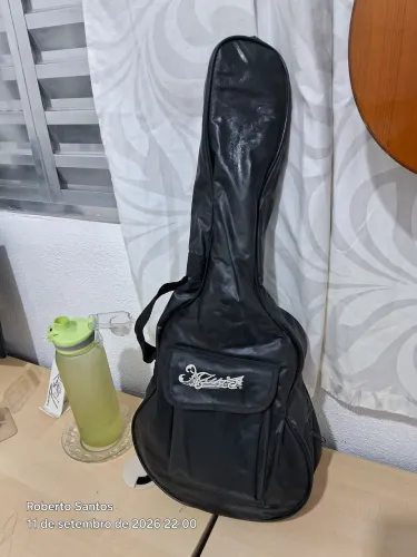 Zona sul. Lindo cavaquinho