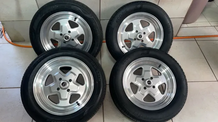 Rodas Pro Star 4/100 aro 15