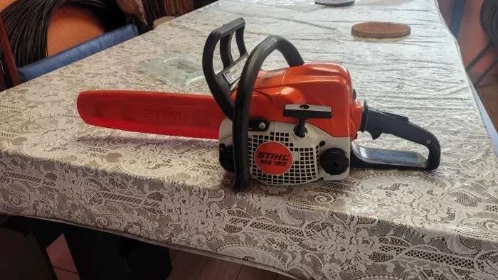 Motosserra Stihl 180