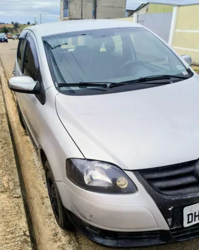 Volkswagen Fox Plus 1.0mi/ 1.0mi Total Flex 8V 3P 2005