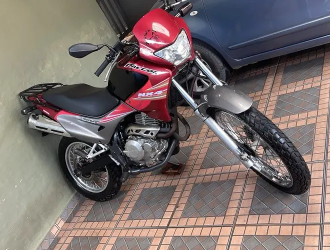 Honda NX 4 Falcon 400 2004