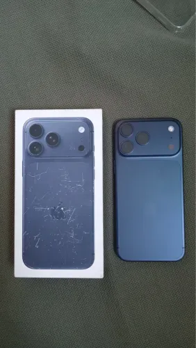 iPhone 17 pro Max 256gb azul