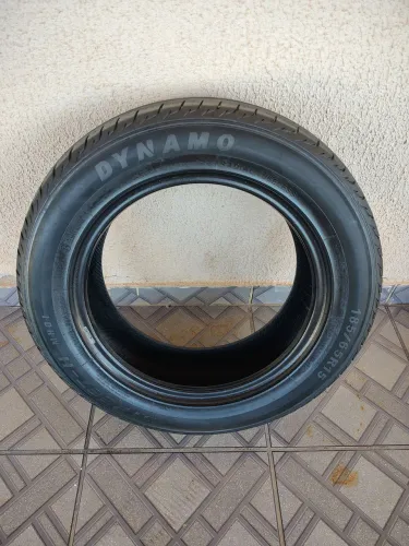 Pneu 185/65 R15