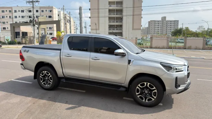 Toyota Hilux CD SRX 4X4 2.8 TDI 16V Diesel Aut. 2021