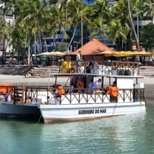 VIVA O PARAÍSO! Guerreiro do Mar: 4h de passeio nas piscinas naturais de Pajuçara