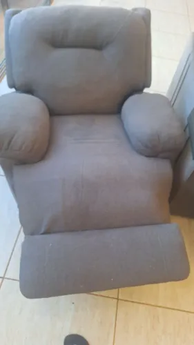 Vendo poltrona reclinávei