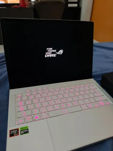 Asus g14 ryzen 9, RTX 5080, 2TB, 32GB, tela OLED