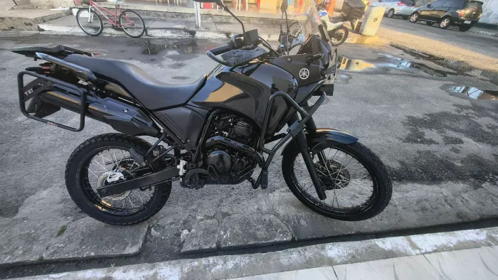 Yamaha XTZ 250 Ténéré 2015 + bagageiro