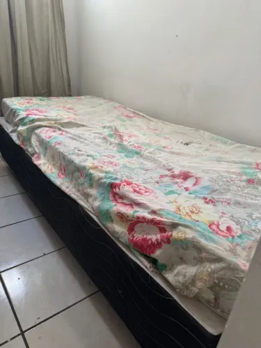 Cama de solteiro 