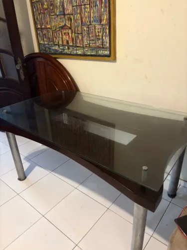 Mesa de Jantar de Vidro e madeira maciça 6 lugares