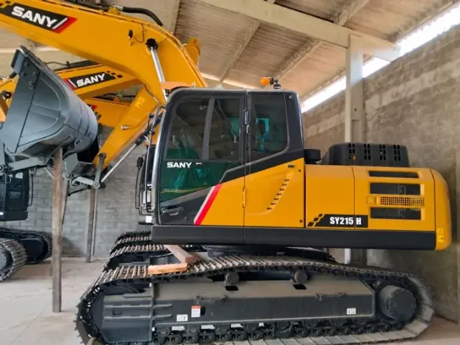 ESCAVADEIRA HIDRÁULICA SANY SY215H - ANO 2024