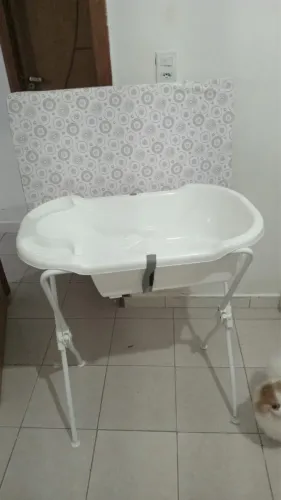 Banheira infantil com suporte