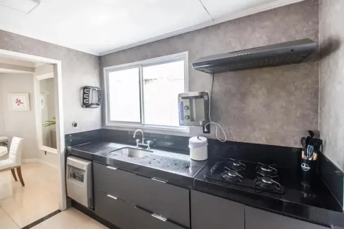 Casa para Venda em Santana de Parnaíba, Tamboré, 4 dormitórios, 1 suíte, 3 banheiros, 2 va