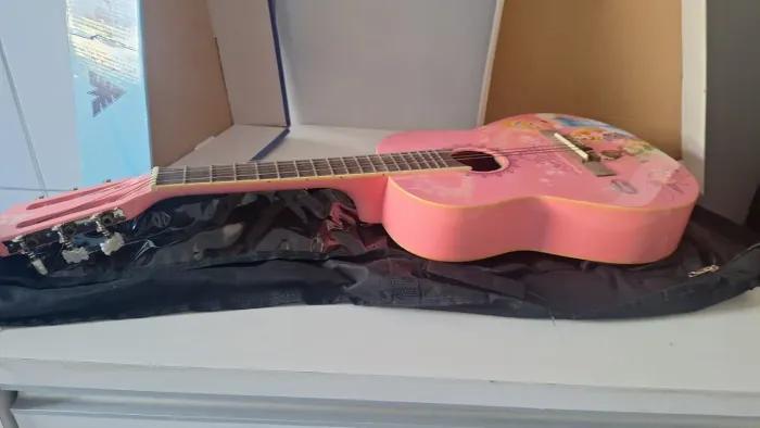 Violão infantil