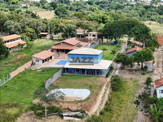 Chácara em Capela do Alto  4 dormitórios e 320m² de área útil