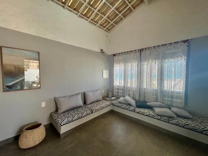 Casa de Praia Frente Mar à venda na Praia das Fontes, Beberibe